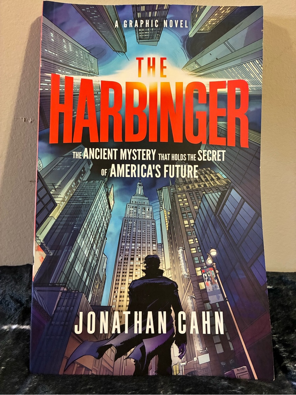 The Harbinger Graphic Novel - Bold Red & Blue Cover NWOT